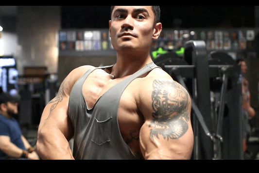 IFBB Pro Jeremy Potvin Trains Chest!